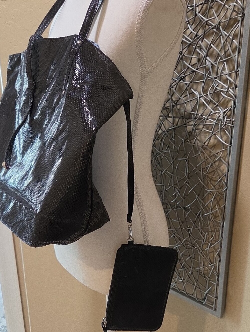 WHBM Reversible Blue And Black Snake-Print Tote Bag - Picture 4 of 6